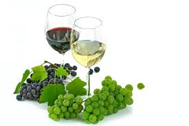 red and white wine in glasses with grapes