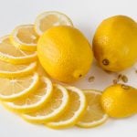 sliced lemon