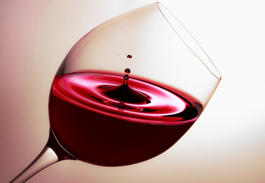 Top 5 Tips for Businesses Dedicated to Wine Lovers